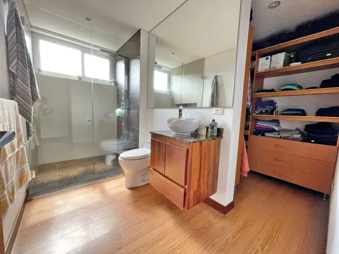 Casa de 5 alcobas en venta en La Ceja · foto 6 de 24