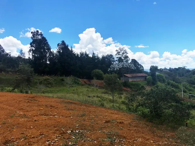 Lote en venta en El Porvenir, Rionegro, 4300 m² · foto 2 de 12
