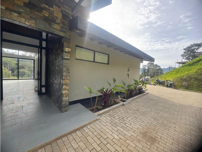 Casa de 3 alcobas en venta en El Tambo, La Ceja, 220 m² · foto 5 de 22
