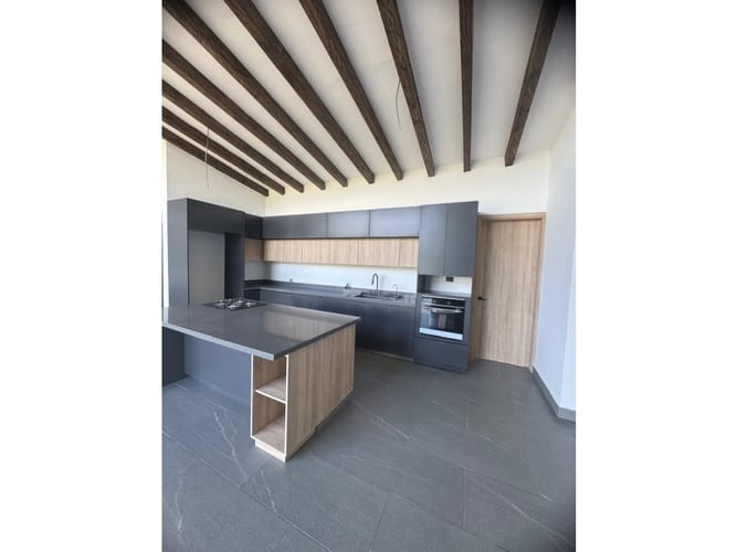 Casa de 3 alcobas en venta en El Tambo, La Ceja, 220 m² · foto 12 de 22