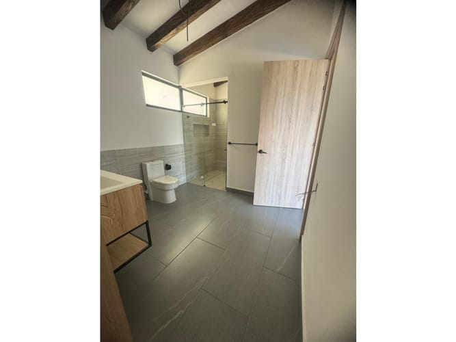 Casa de 3 alcobas en venta en El Tambo, La Ceja, 220 m² · foto 22 de 22