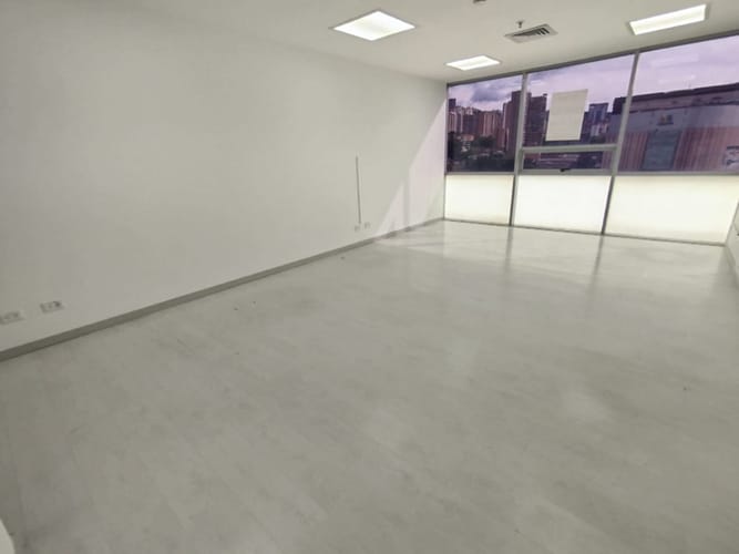 Oficina en arriendo en Las Vegas, Envigado, 37 m² · foto 4 de 9