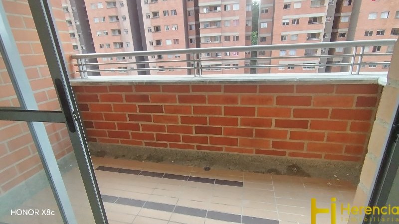 Apartamento en venta en Viviendas Del Sur, Itagüí · foto 8 de 24