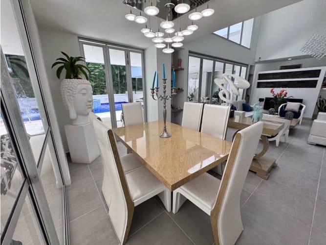 Casa de 3 alcobas en venta en Ciudad Country, Jamundí, 412 m² · foto 5 de 24