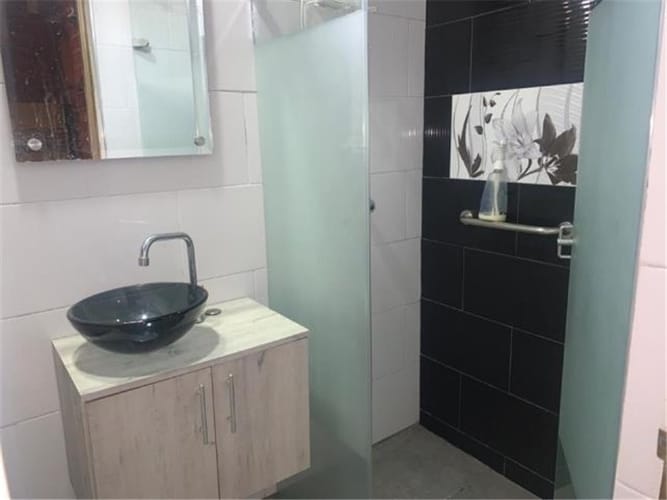 Casa de 5 alcobas en venta en Quiroga Sur, Bogotá, 325 m² · foto 15 de 22