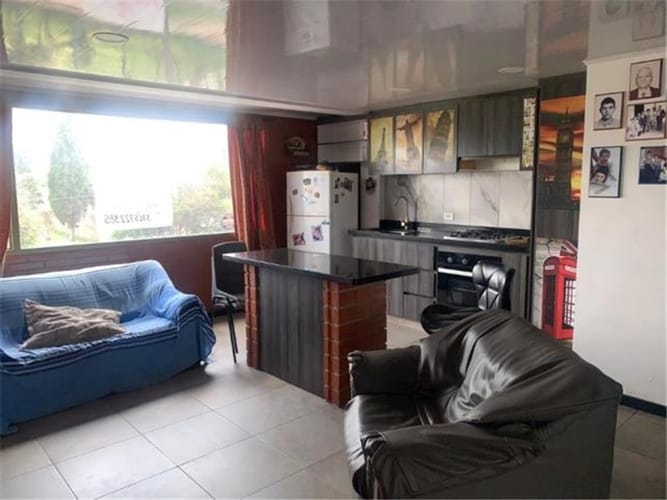 Casa de 5 alcobas en venta en Quiroga Sur, Bogotá, 325 m² · foto 16 de 22