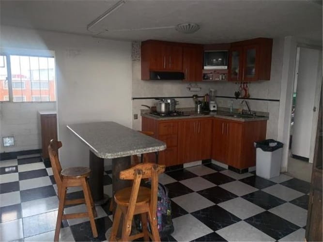 Casa de 5 alcobas en venta en Quiroga Sur, Bogotá, 325 m² · foto 19 de 22