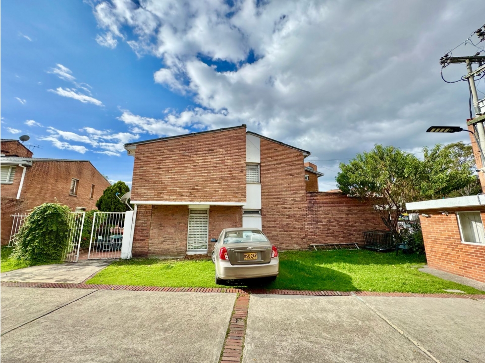 Casa en venta en Niza Cordoba, Bogotá · foto 3 de 24