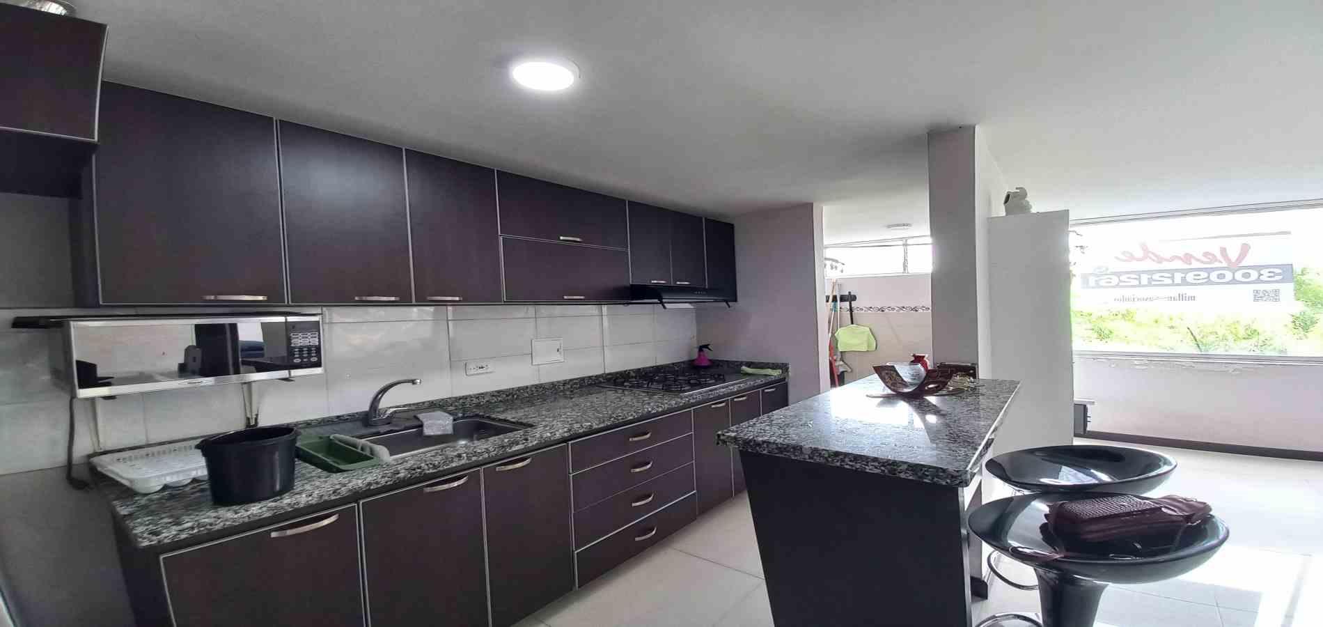 Apartamento en venta en La Macarena, Dosquebradas · foto 2 de 14