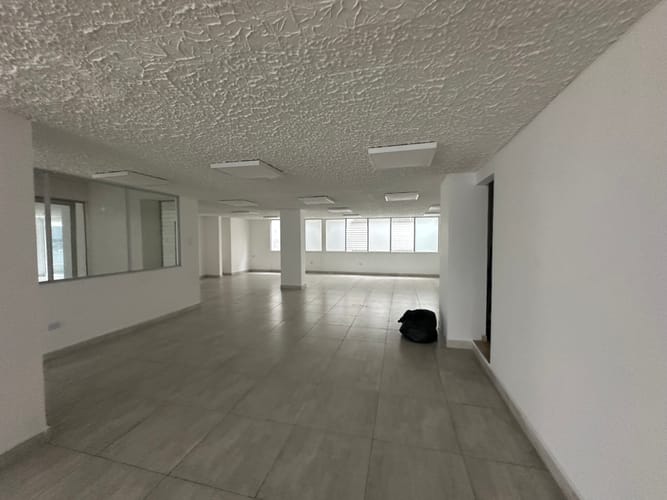 Local en venta en Centro, Armenia, 310 m² · foto 4 de 24