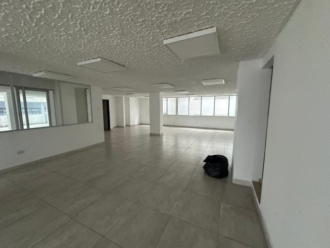 Local en venta en Centro, Armenia, 310 m² · foto 6 de 24
