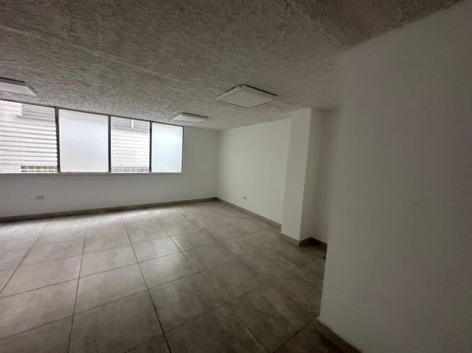 Local en venta en Centro, Armenia, 310 m² · foto 10 de 24