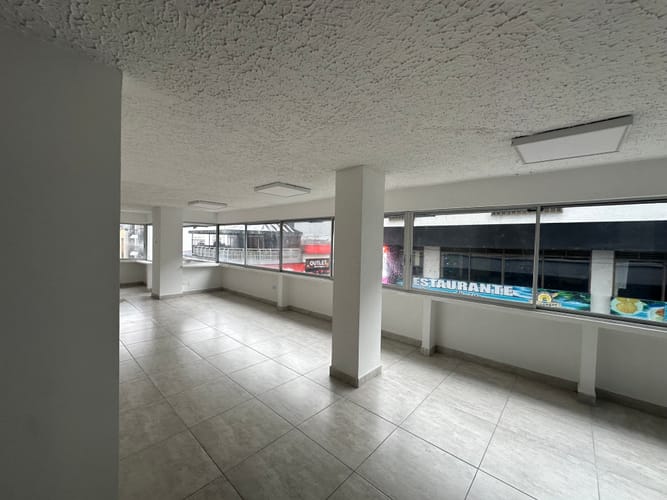 Local en venta en Centro, Armenia, 310 m² · foto 22 de 24