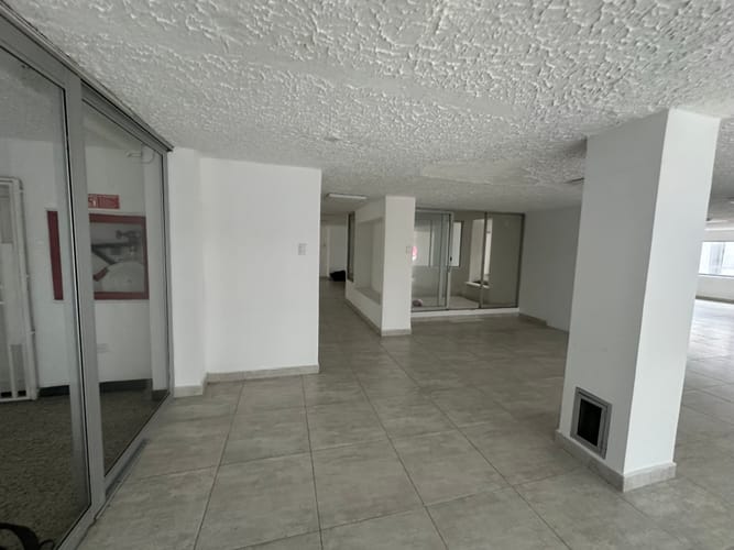 Local en venta en Centro, Armenia, 310 m² · foto 24 de 24