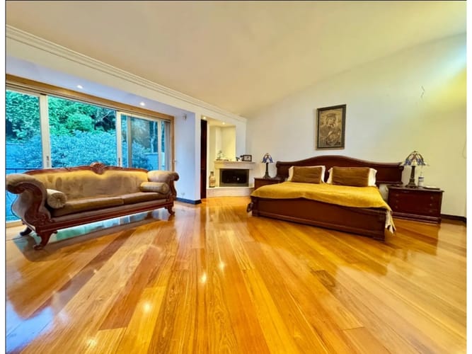Casa de 5 alcobas en venta en Santa Ana Oriental, Bogotá, 620 m² · foto 3 de 15