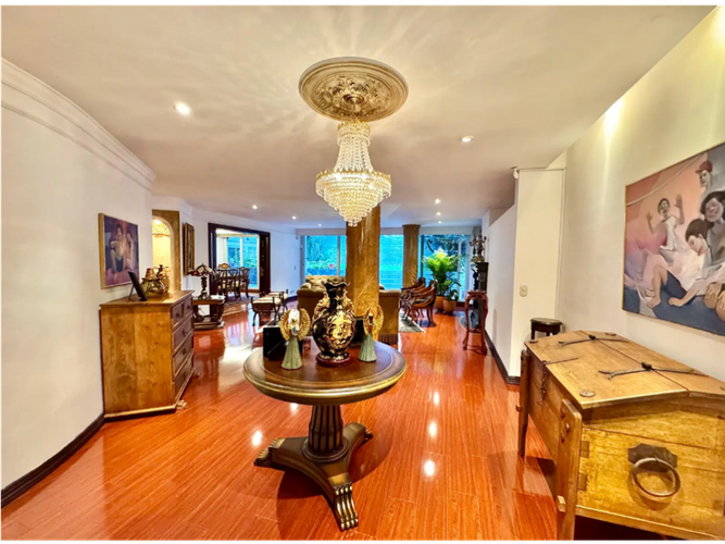 Casa de 5 alcobas en venta en Santa Ana Oriental, Bogotá, 620 m² · foto 6 de 15