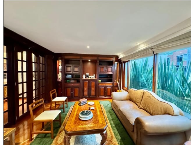 Casa de 5 alcobas en venta en Santa Ana Oriental, Bogotá, 620 m² · foto 10 de 15