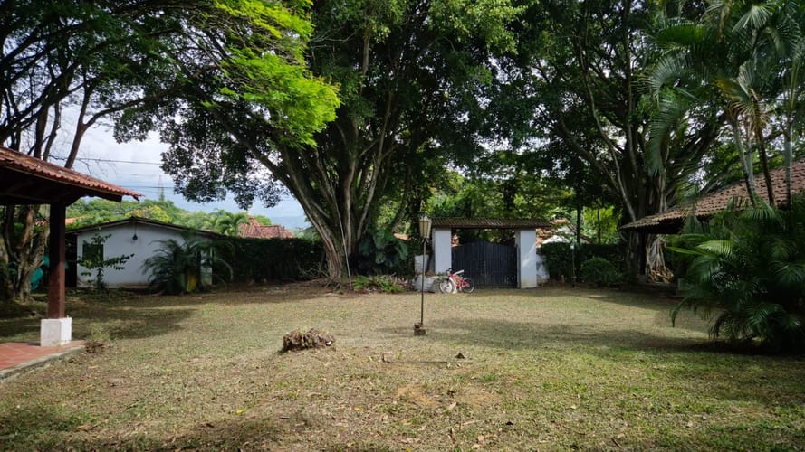Casa de 3 alcobas en venta en Las Mercedes, Jamundí, 300 m² · foto 4 de 22