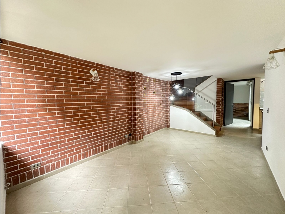 Casa en venta en Suramérica, Itagüí · foto 2 de 24