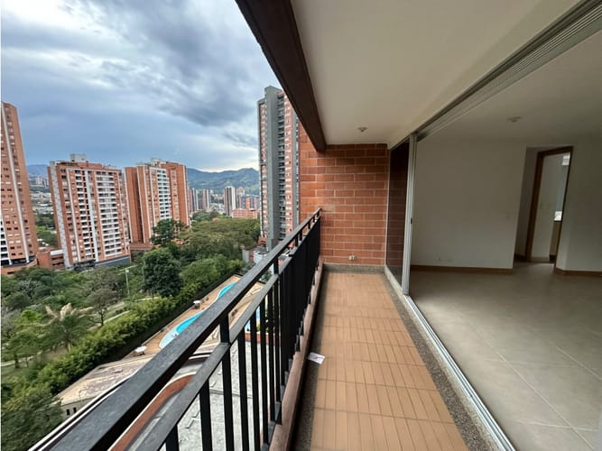 Apartamento de 3 alcobas en venta en San Remo, Sabaneta, 75 m² · foto 6 de 22