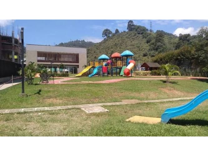 Apartamento de 3 alcobas en venta en San Remo, Sabaneta, 75 m² · foto 22 de 22