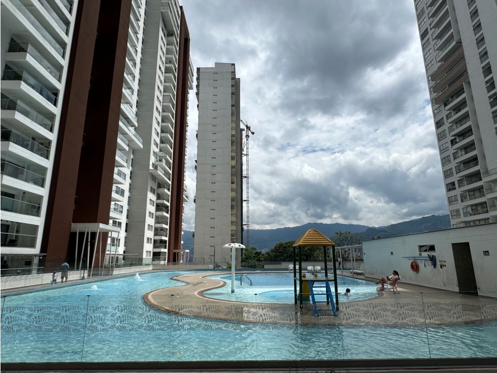Apartamento en venta en Suramérica, Itagüí · foto 11 de 24