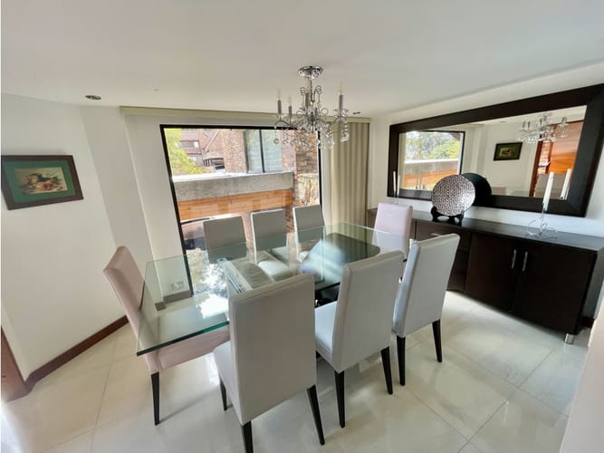 Casa de 4 alcobas en venta en Cerros De Suba, Bogotá, 202 m² · foto 2 de 16