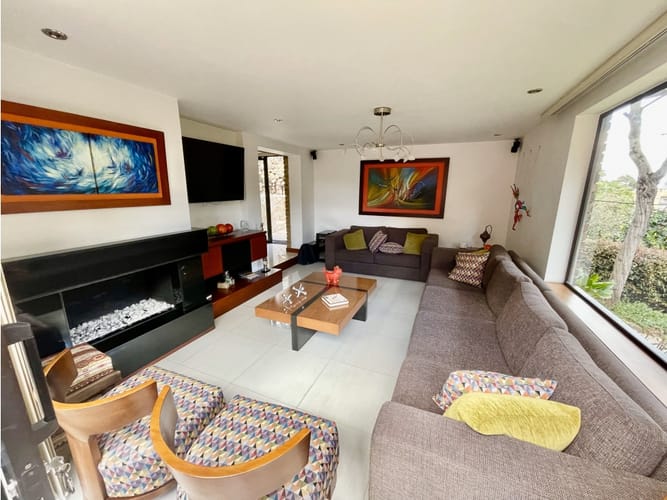 Casa de 4 alcobas en venta en Cerros De Suba, Bogotá, 202 m² · foto 4 de 16