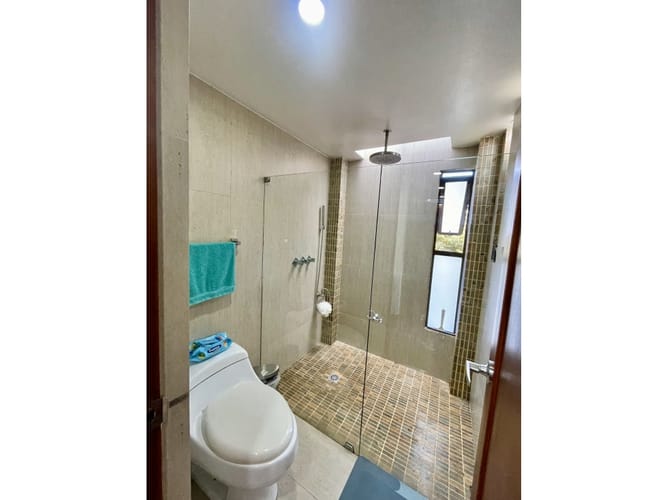 Casa de 4 alcobas en venta en Cerros De Suba, Bogotá, 202 m² · foto 11 de 16