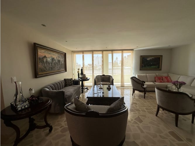 Apartamento de 3 alcobas en venta en Altos De Riomar, Barranquilla, 165 m² · foto 2 de 24