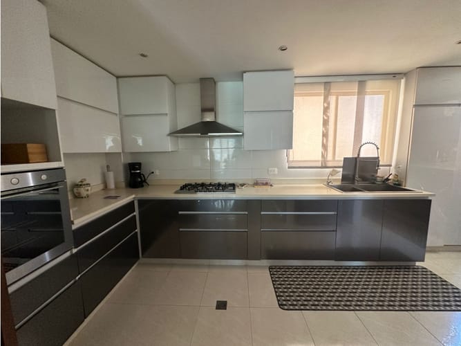 Apartamento de 3 alcobas en venta en Altos De Riomar, Barranquilla, 165 m² · foto 9 de 24