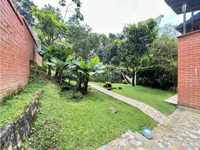 Casa de 4 alcobas en venta en Cola Del Zorro, Medellín, 250 m² · foto 10 de 20