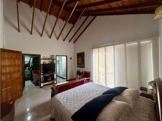 Casa de 4 alcobas en venta en Cola Del Zorro, Medellín, 250 m² · foto 19 de 20
