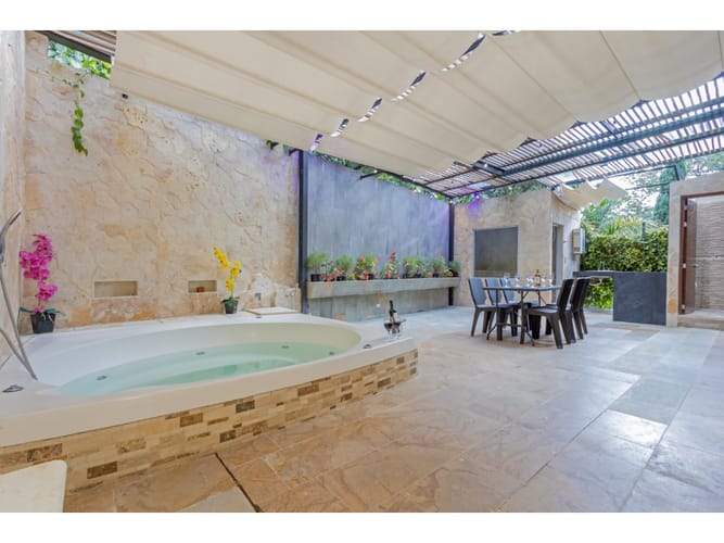 Casa de 4 alcobas en venta en El Tesoro, Medellín, 425 m² · foto 15 de 22