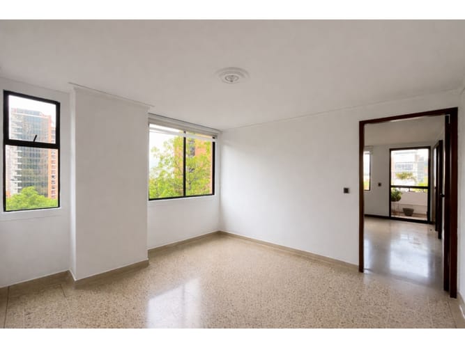 Apartamento de 4 alcobas en arriendo en Las Lomas, Medellín, 145 m² · foto 11 de 24