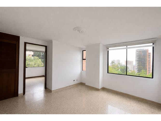Apartamento de 4 alcobas en arriendo en Las Lomas, Medellín, 145 m² · foto 12 de 24