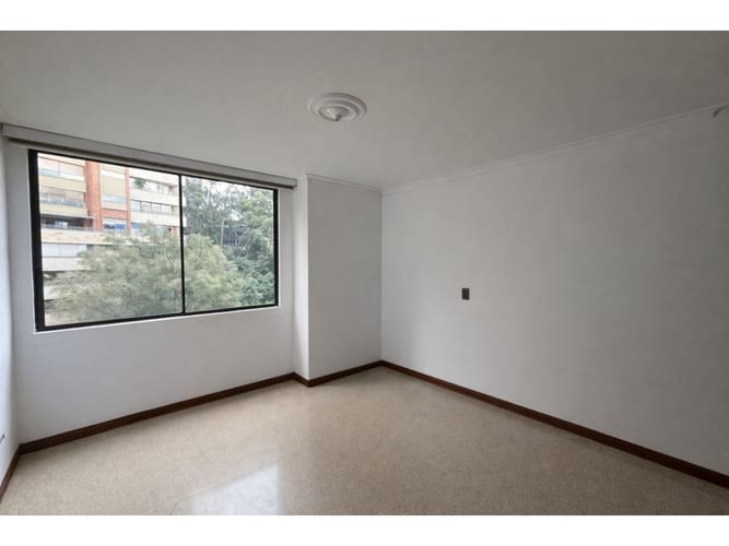 Apartamento de 4 alcobas en arriendo en Las Lomas, Medellín, 145 m² · foto 17 de 24