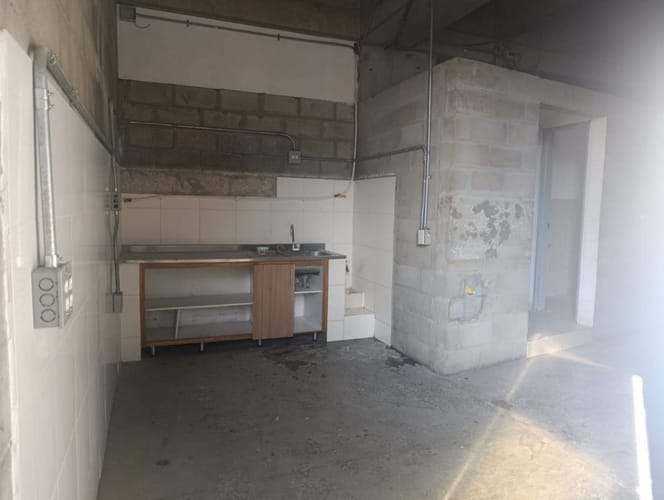 Bodega en arriendo en Suramérica, Itagüí, 580 m² · foto 3 de 21