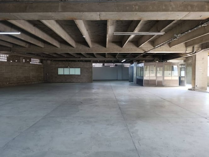 Bodega en arriendo en Suramérica, Itagüí, 580 m² · foto 11 de 21