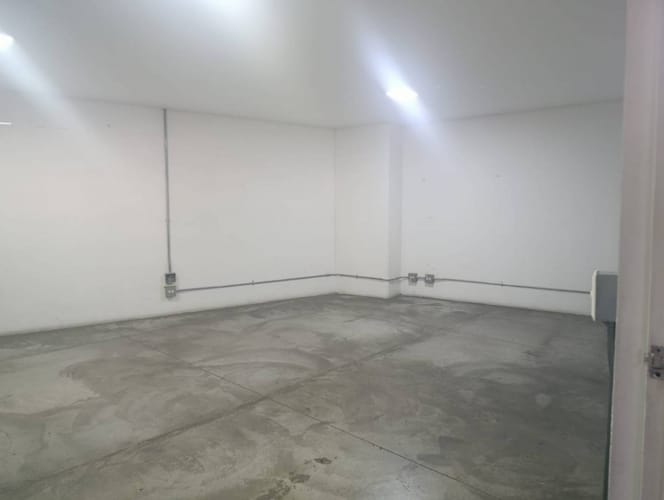 Bodega en arriendo en Suramérica, Itagüí, 580 m² · foto 13 de 21