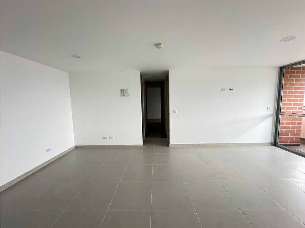 Apartamento en venta en Suramérica, La Estrella · foto 2 de 24
