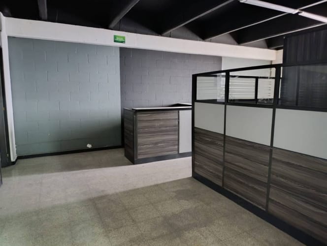 Bodega en arriendo en Suramérica, Itagüí, 212 m² · foto 7 de 17