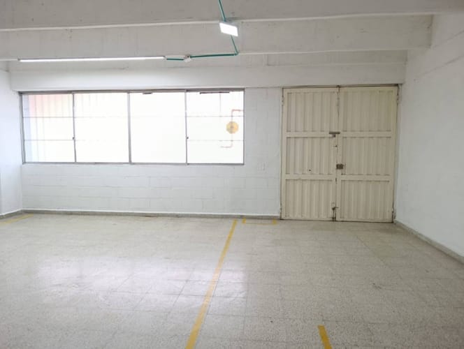Bodega en arriendo en Suramérica, Itagüí, 212 m² · foto 17 de 17