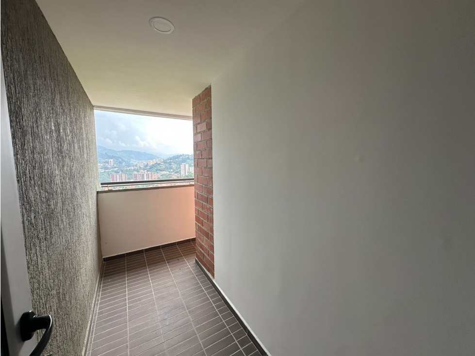 Apartamento en venta en Suramérica, La Estrella · foto 17 de 24