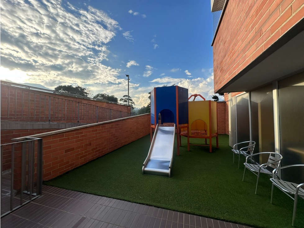 Apartamento en venta en Suramérica, La Estrella · foto 23 de 24
