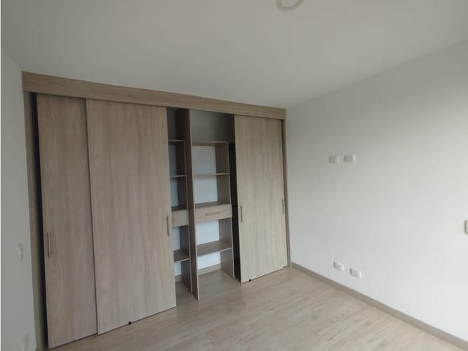 Apartamento de 2 alcobas en venta en Santa Elena, El Retiro, 60 m² · foto 7 de 15