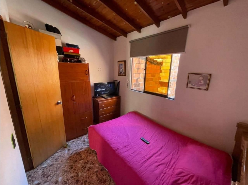 Apartamento en venta en Rodeo Alto, Medellín · foto 9 de 20