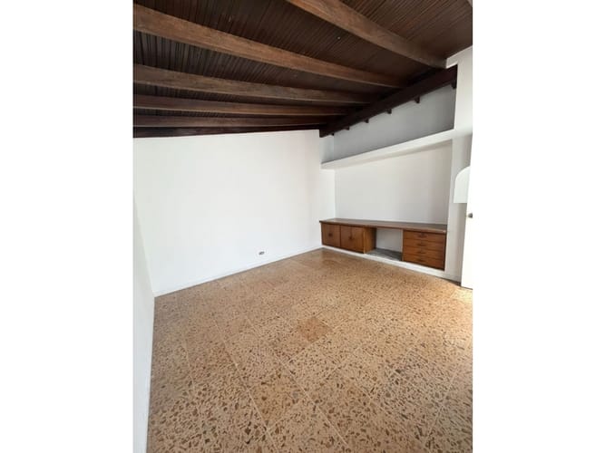 Casa de 6 alcobas en venta en Belén, Medellín, 220 m² · foto 7 de 18