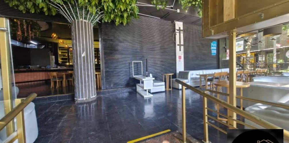 Local en arriendo en El Poblado, Medellín, 390 m² · foto 10 de 19