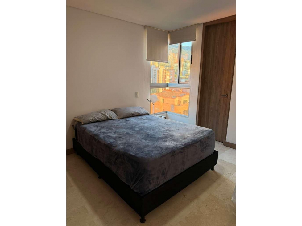 Apartamento en arriendo en Castropol, Medellín · foto 4 de 7